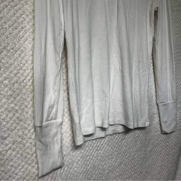 LOFT Ribbed Long Sleeve Top with Button Accents Soft White V Neck Medium - Picture 5 of 9